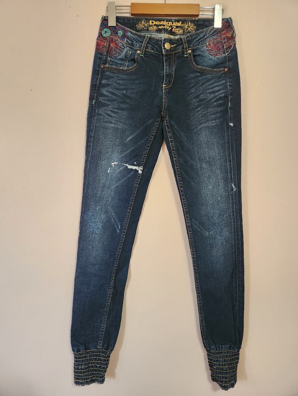 Desigual Why Y2K Embroidered Paint Splatter Boho Smocked Jogger Jeans Dark Wash